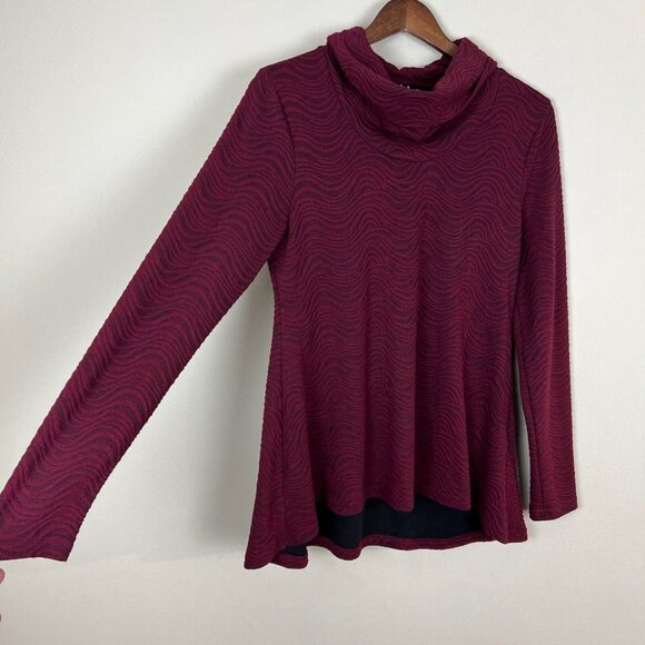 Sno Skins Top Tunic Womens Medium Burgundy Textured Cowl Neck Stretch Flared Hem - Picture 4 of 10